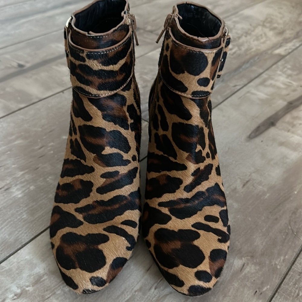 SOLE SOCIETY Calf Hair leopard booties size 6M